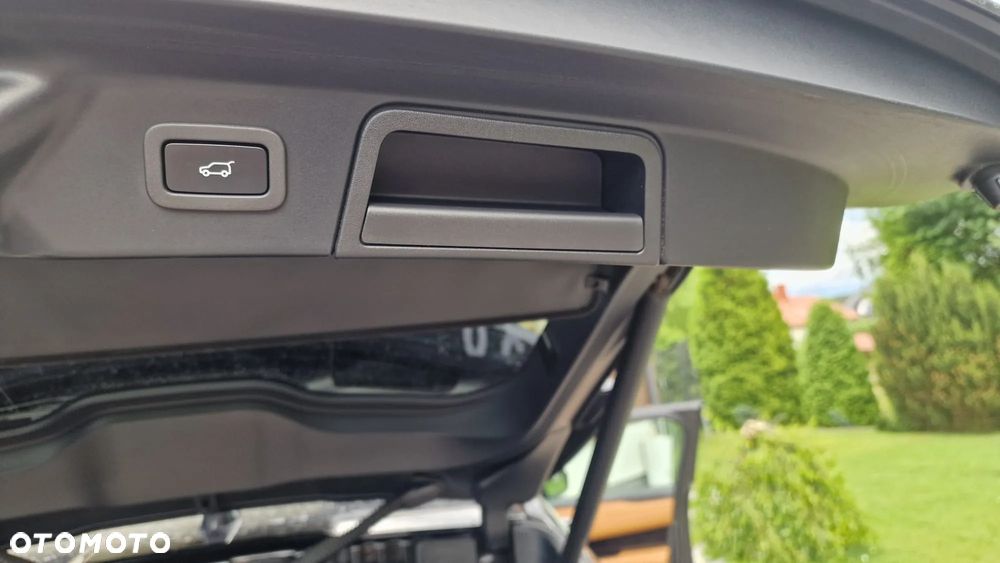 Land Rover Range Rover Velar 2.0 SD4 R-Dynamic HSE - 16