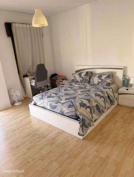 Apartamento T3  em Flamenga, Santo António dos Cavaleiros. - Grande imagem: 5/11