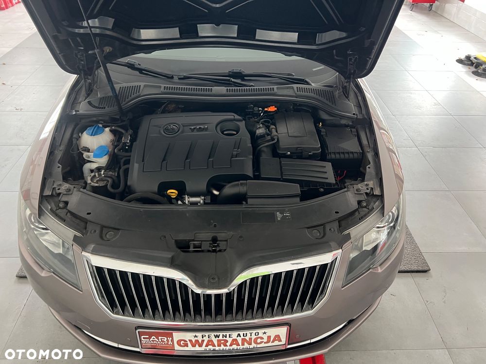 Skoda Superb 1.6 TDI Active Greenline - 12