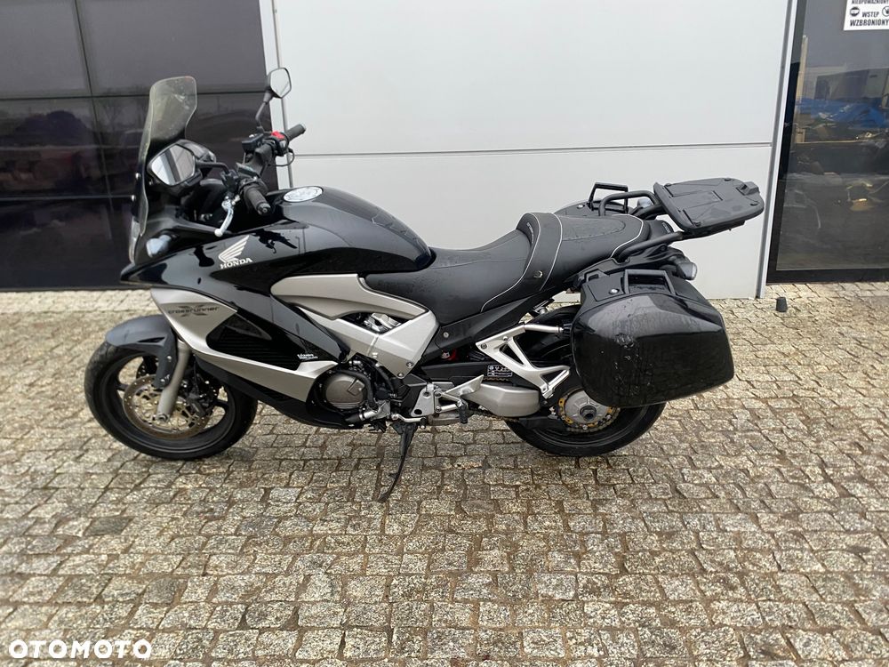 Honda VFR - 7