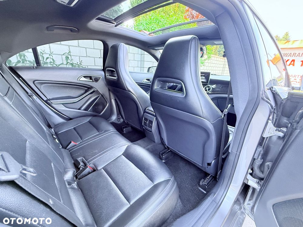 Mercedes-Benz CLA 250 4Matic 7G-DCT Edition 1 - 27