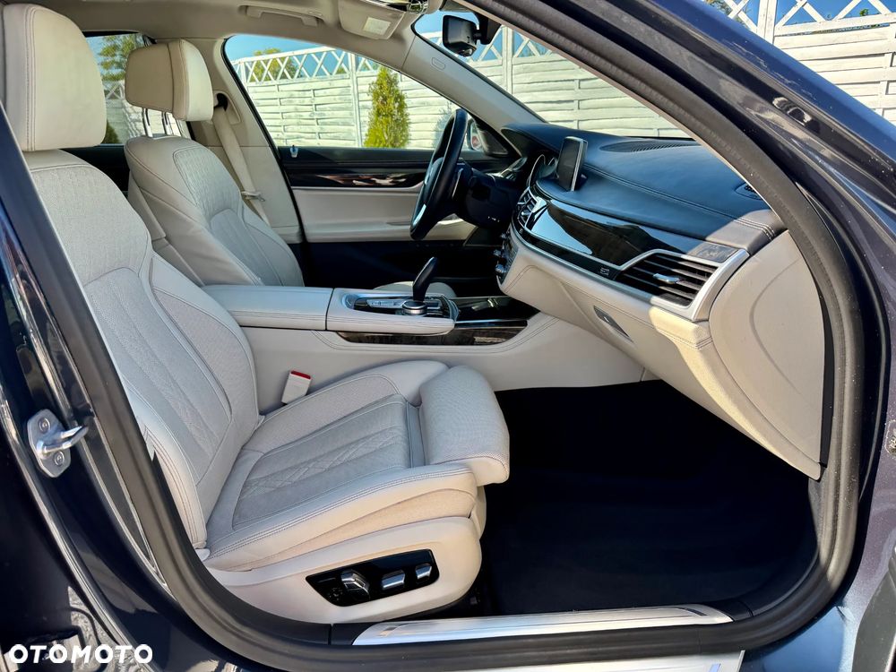 BMW Seria 7 750i xDrive Edition Exclusive - 5