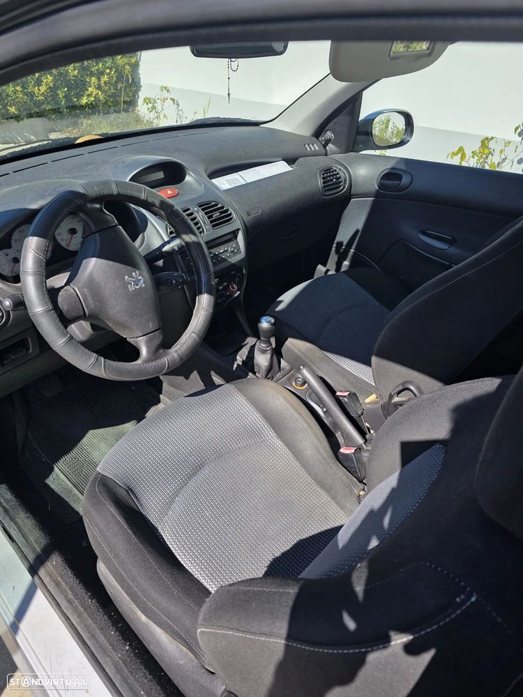 Peugeot 206 1.1 Color Line - 7