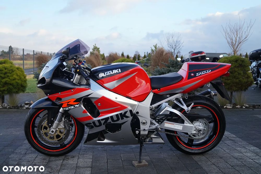 Suzuki GSX-R - 7