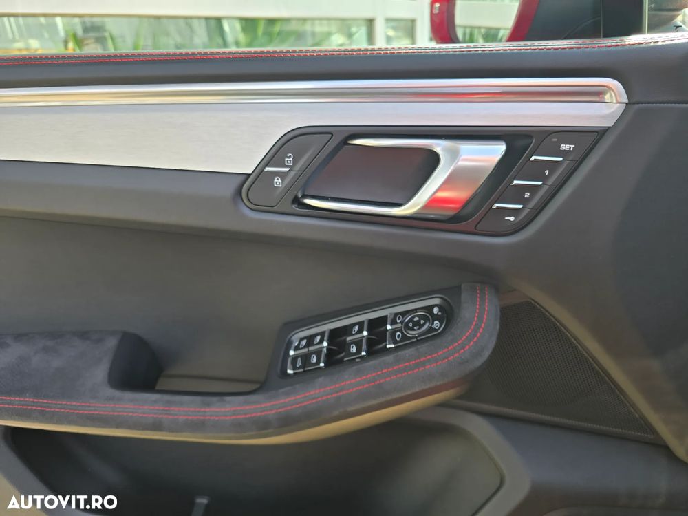 Porsche Macan GTS PDK - 21