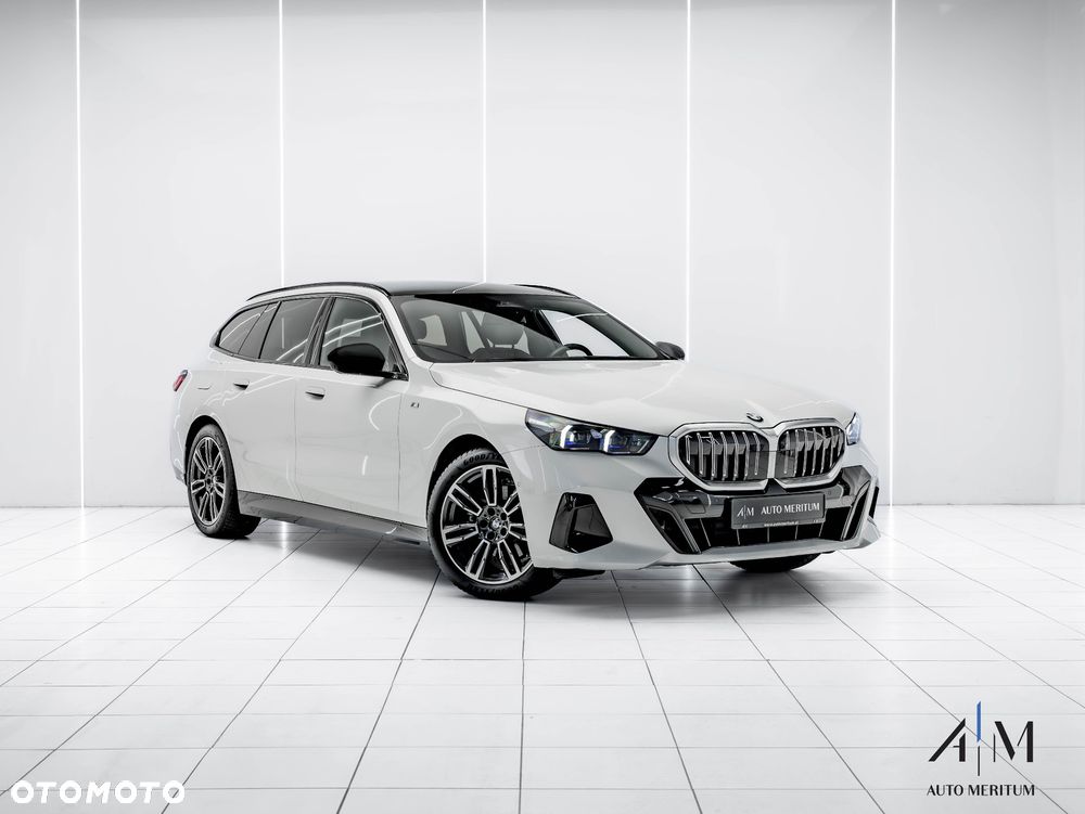 BMW Seria 5 520d xDrive Touring - 2