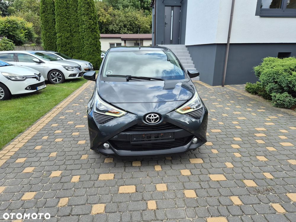 Toyota Aygo x - 2