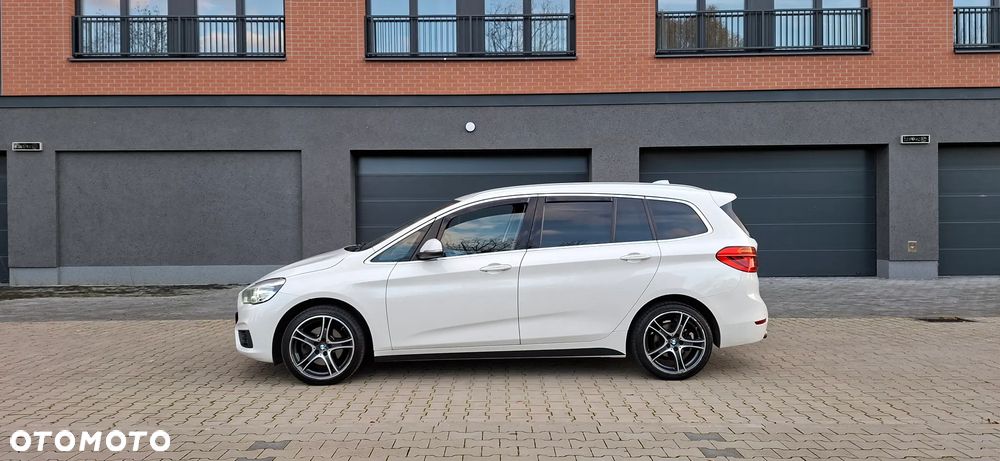 BMW Seria 2 ver-218d-advantage-sport - 6