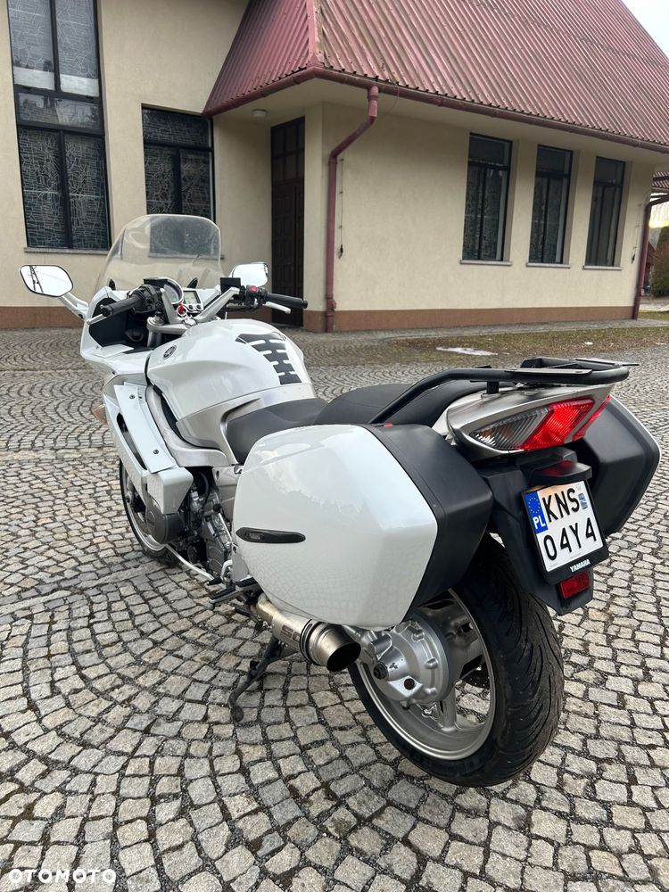 Yamaha FJR - 3