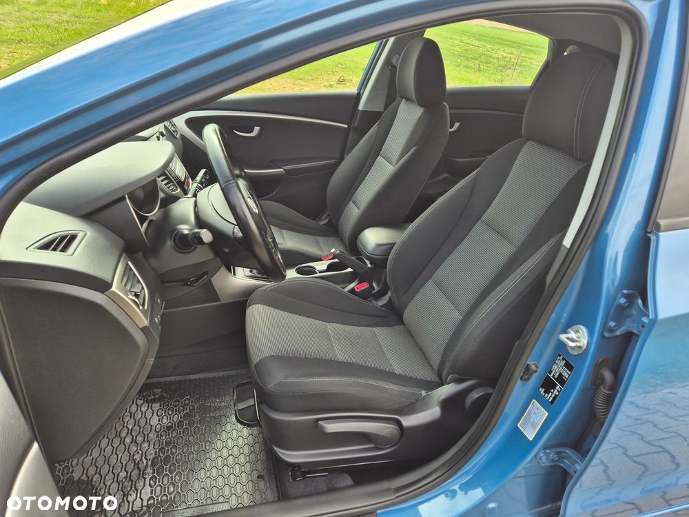 Hyundai i30 1.4 CRDi Intro Edition - 8