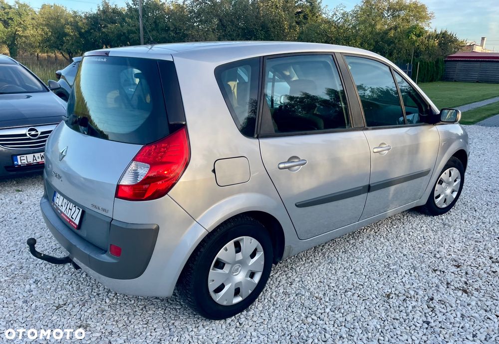 Renault Scenic - 17