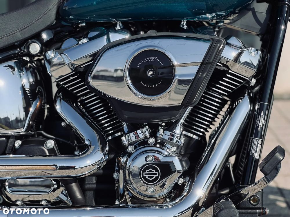 Harley-Davidson Softail Breakout - 8