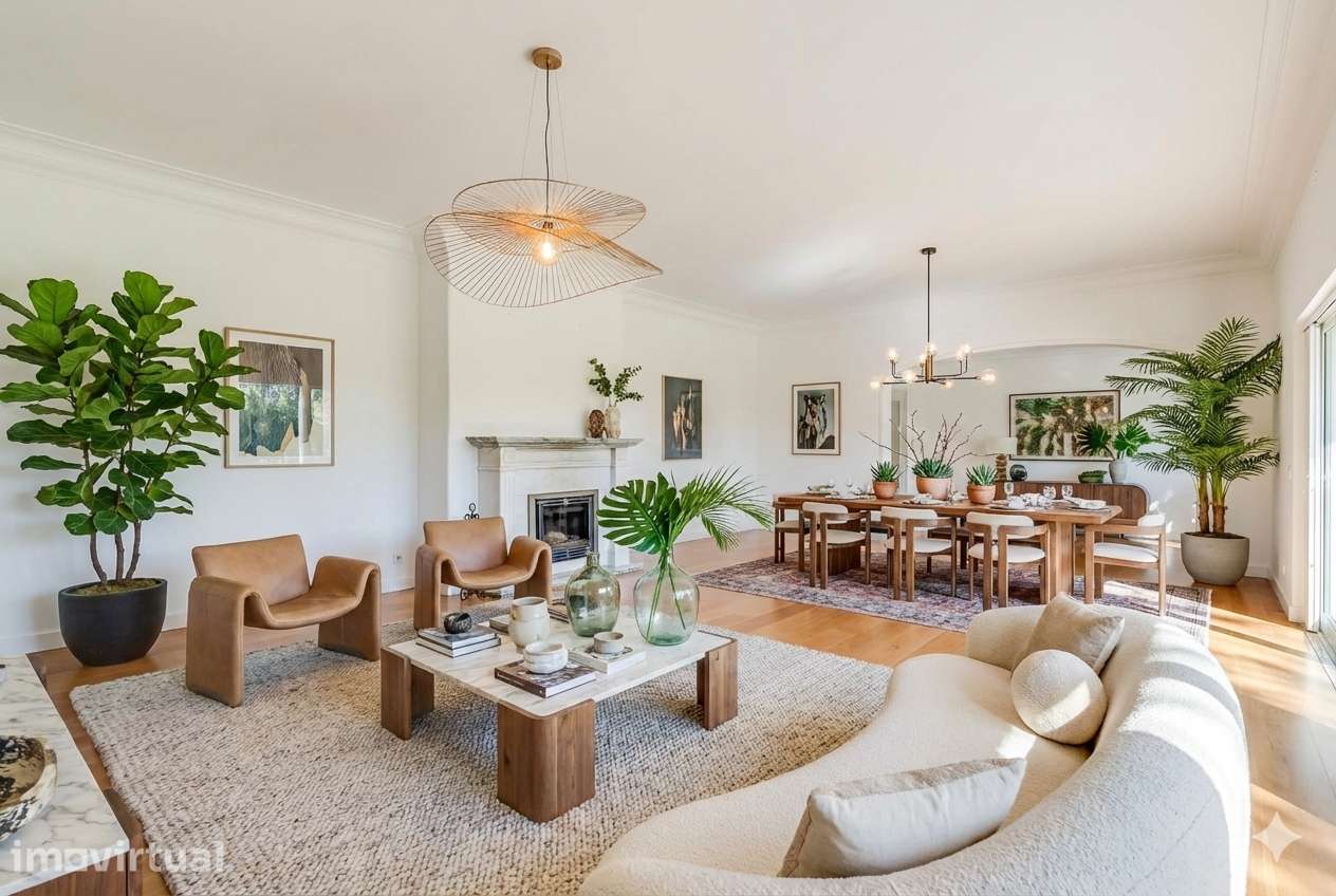 Moradia T5 de Luxo com Piscina e Amplo Jardim no Estoril, junto ao Gol - Grande imagem: 2/60
