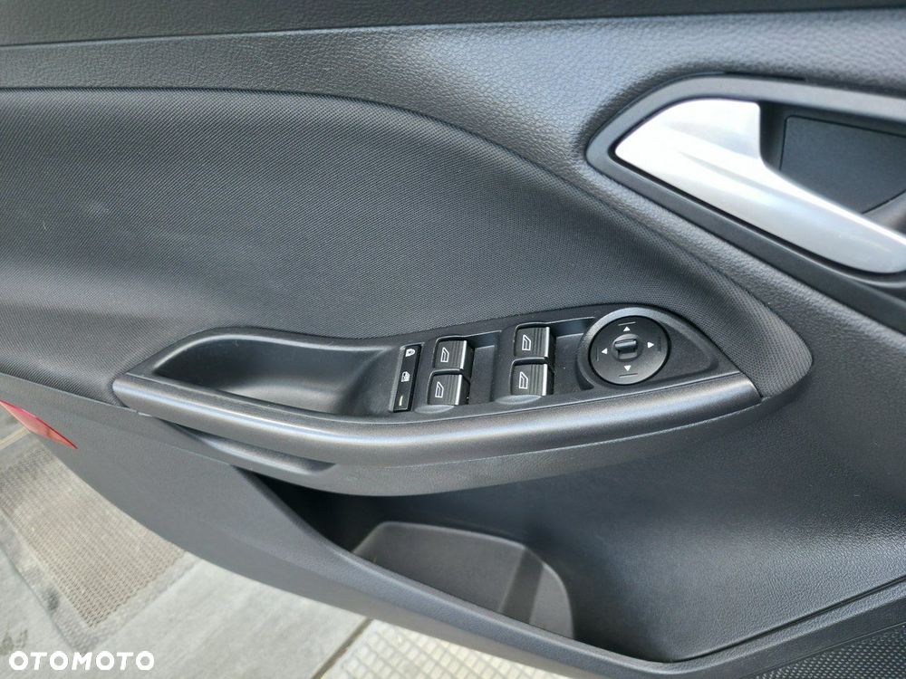 Ford Focus - 23