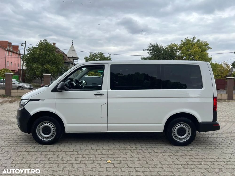 Volkswagen Caravelle - 14