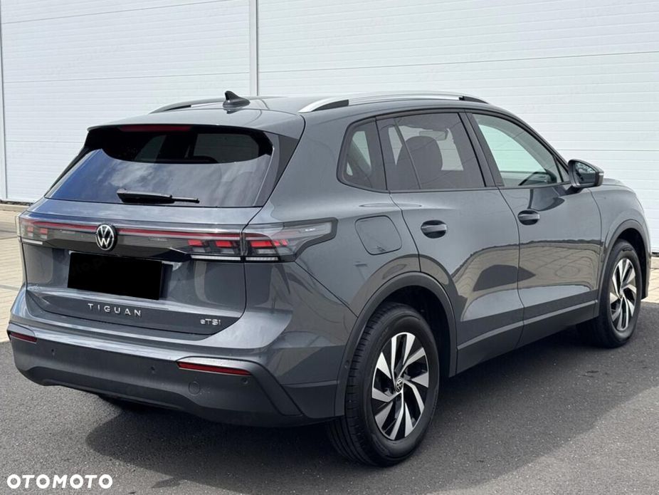 Volkswagen Tiguan - 6