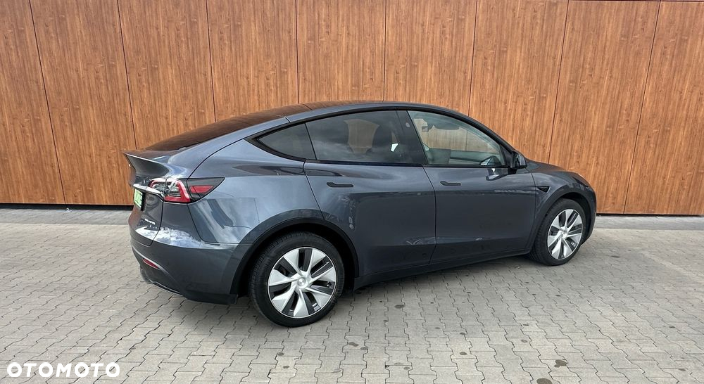 Tesla Y Model Long Range Dual Motor AWD - 6