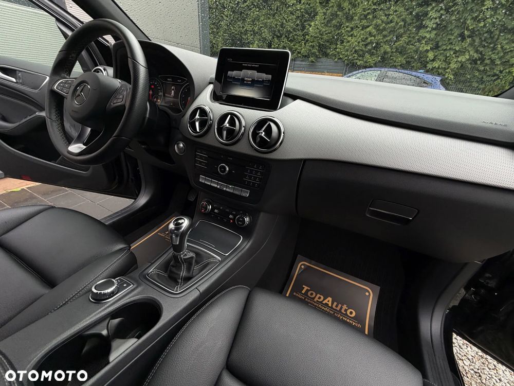 Mercedes-Benz Klasa B 200 Style - 16