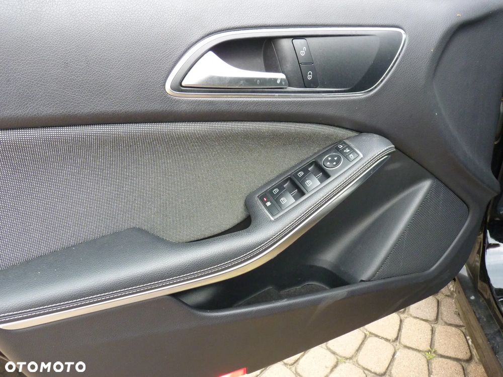 Mercedes-Benz Klasa A 200 d 7G-DCT Peak Edition - 13