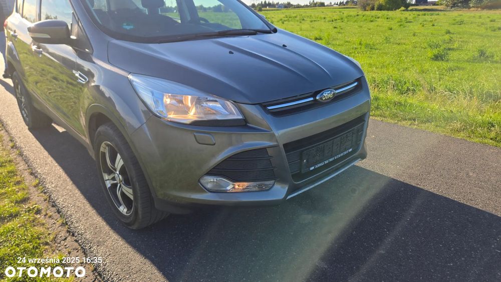 Ford Kuga - 2