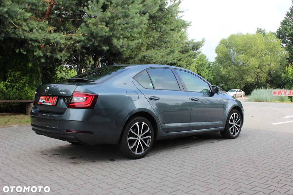 Skoda Octavia 2.0 TDI DSG First Edition - 12