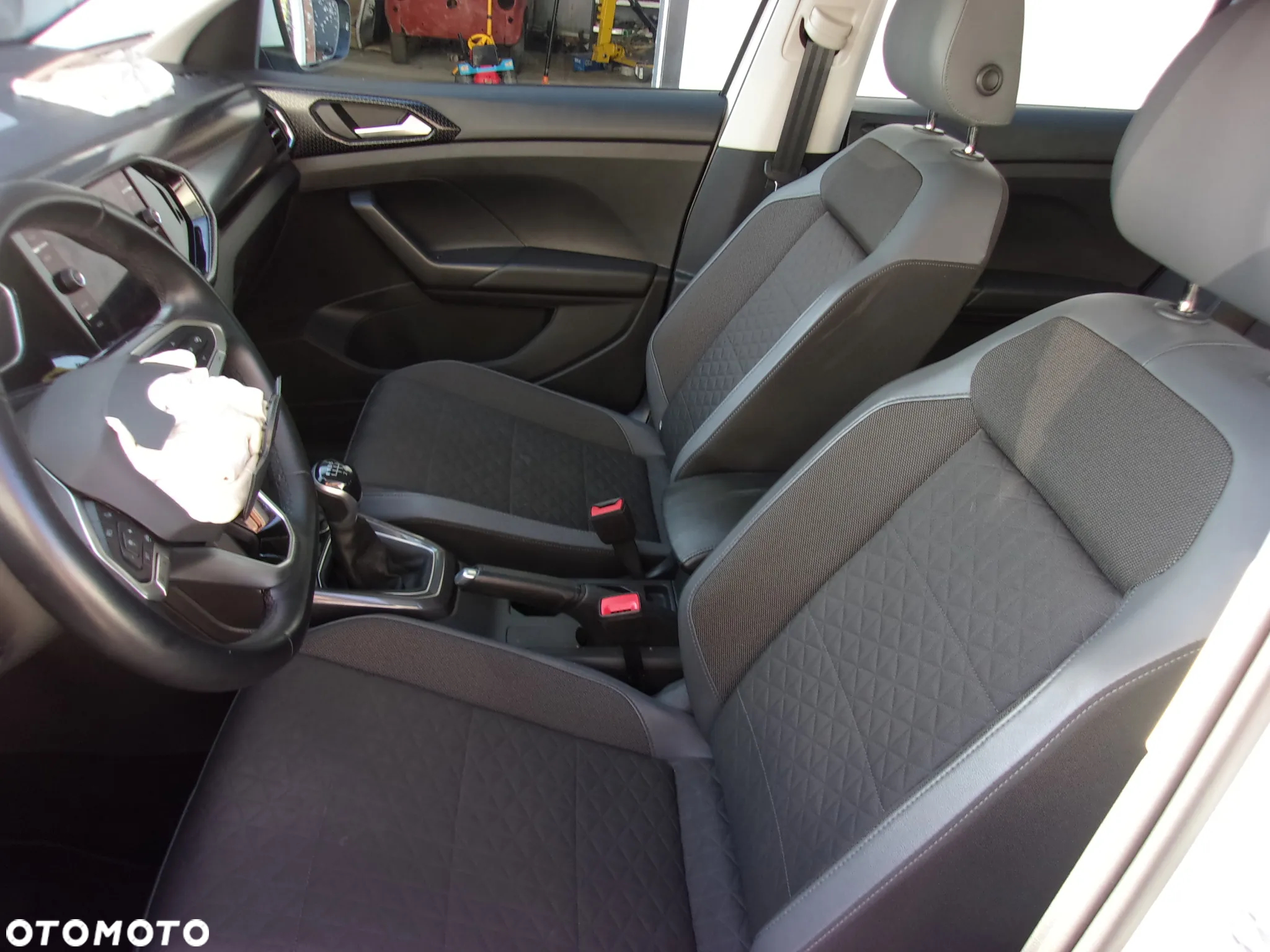 Volkswagen T-Cross 1.0 TSI Active - 16
