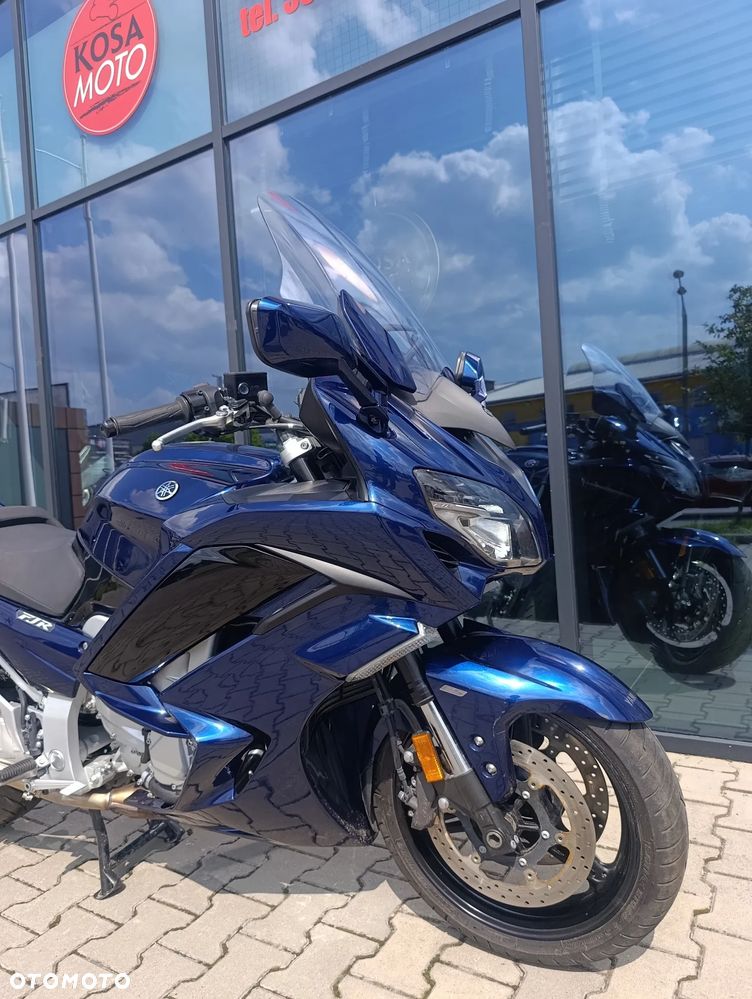 Yamaha FJR - 11