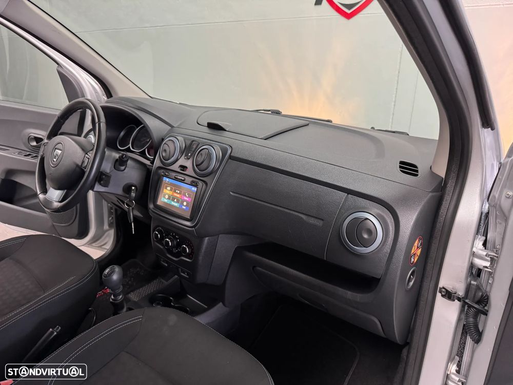 Dacia Lodgy dCi 110 Stepway - 17