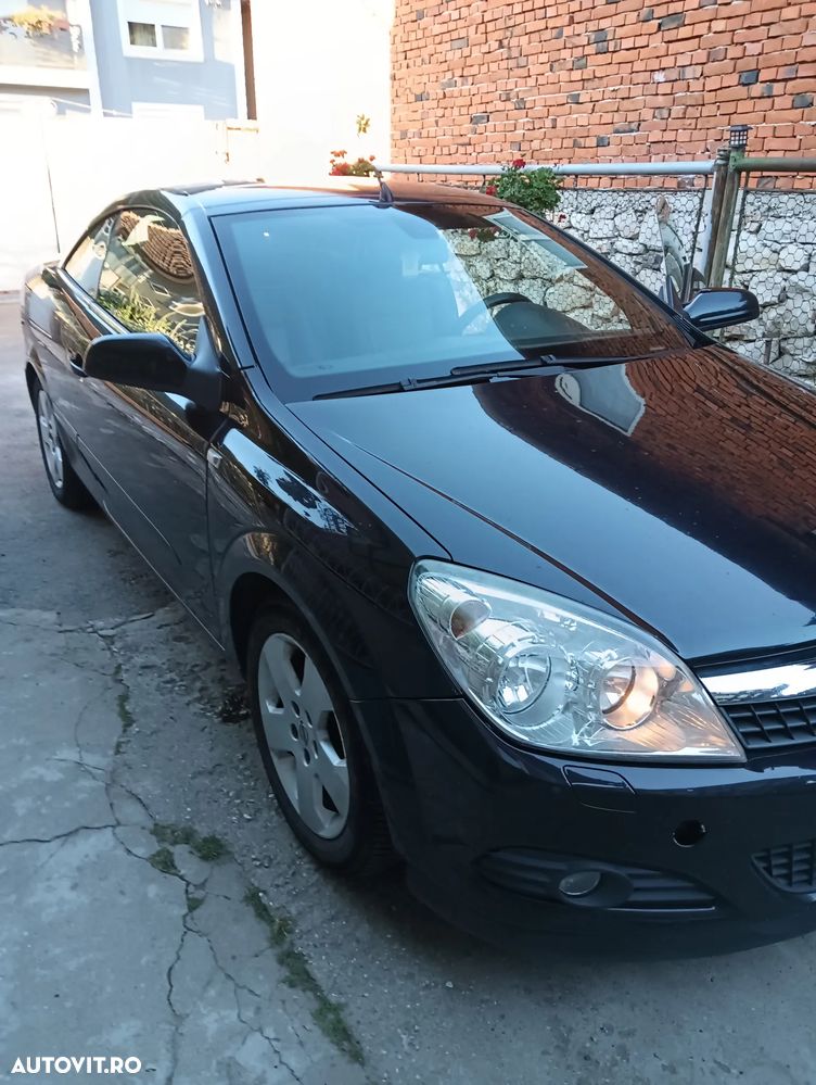 Opel Astra 1.9 CDTI Cosmo - 10