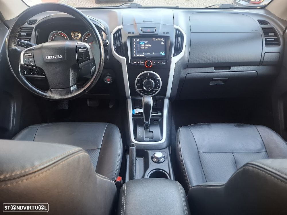 Isuzu D-Max 4x4 Cabine Dupla Auto Premium - 8