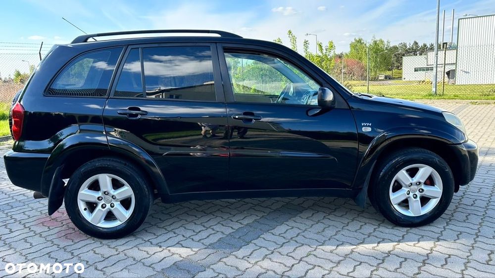 Toyota RAV4 2.0 VVT-i 4x4 - 6