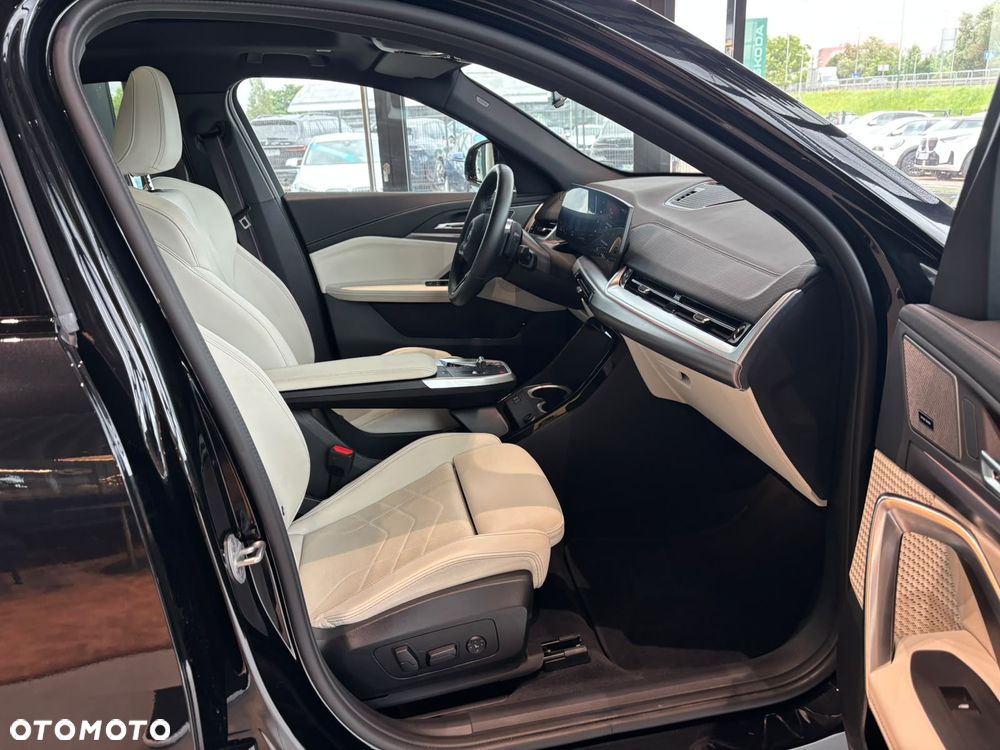 BMW X2 - 15