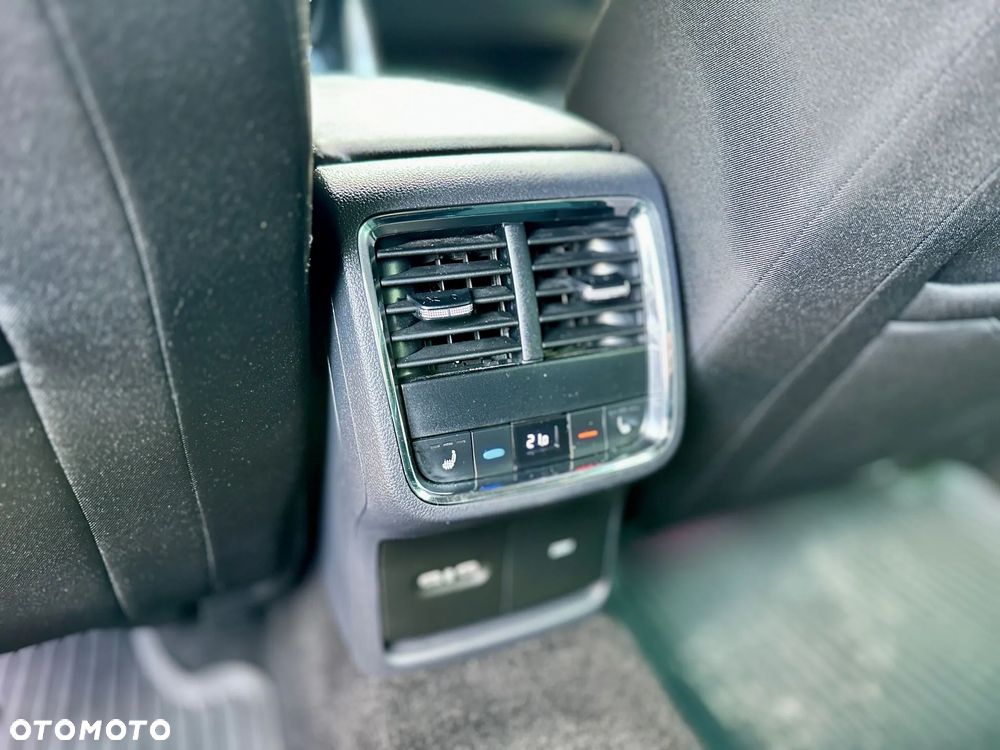 Skoda Octavia 2.0 TDI 4x4 Style DSG - 38