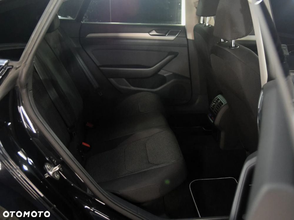 Volkswagen Arteon 2.0 TDI SCR Essence - 8
