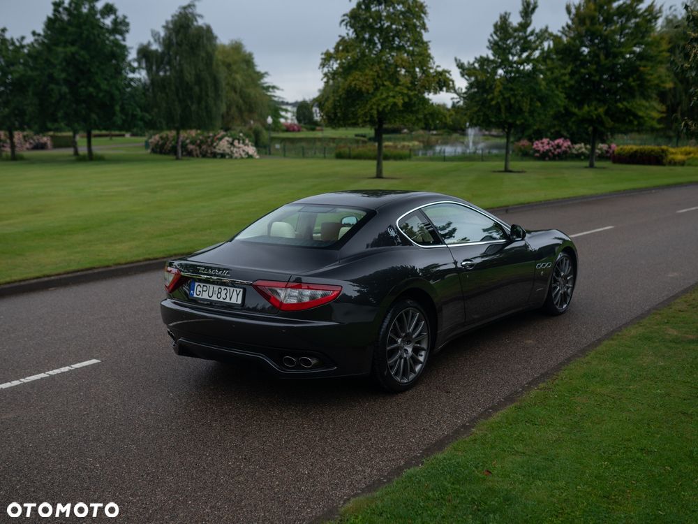 Maserati GranTurismo S - 9
