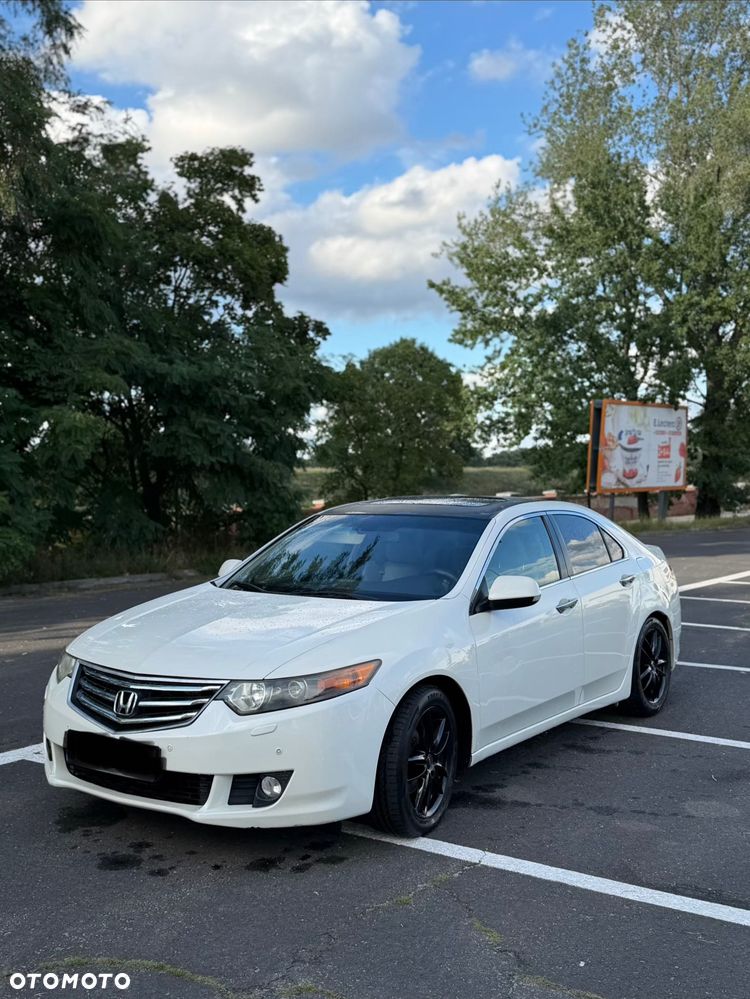 Honda Accord - 1
