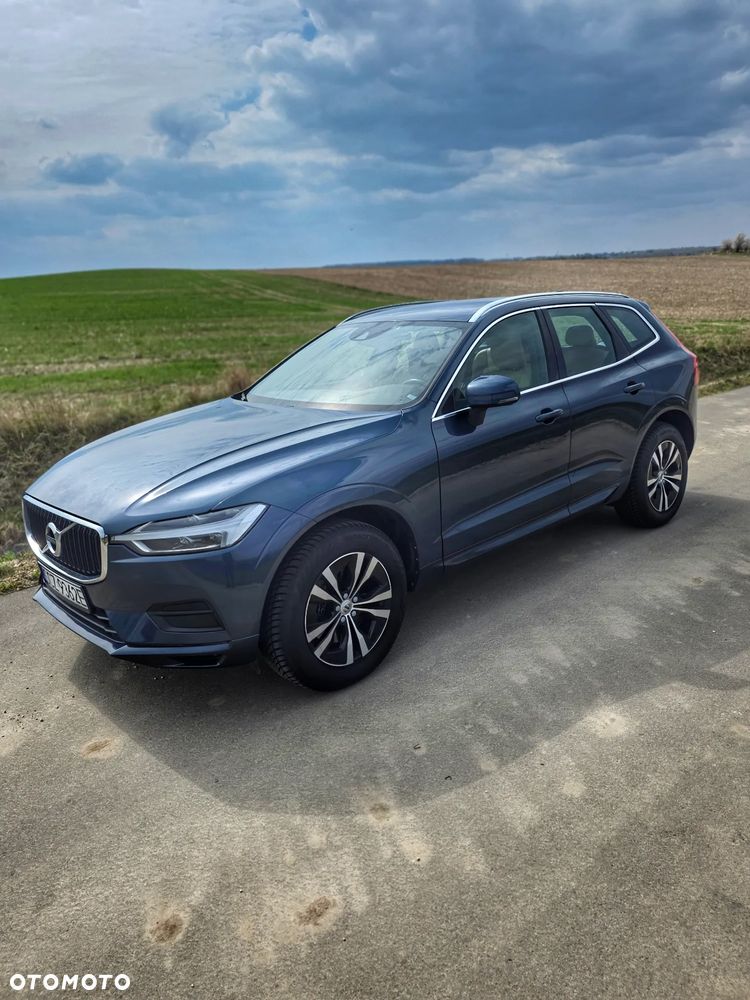 Volvo XC 60 D3 Momentum Pro - 2