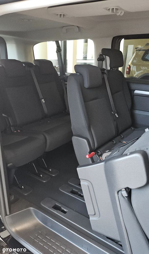 Toyota Proace Verso 2.2 D4-D Long Business - 9