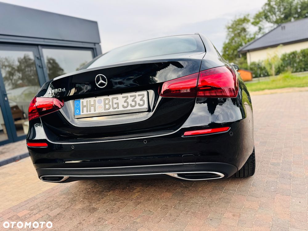 Mercedes-Benz Klasa A 180 d 8G-DCT Style - 8