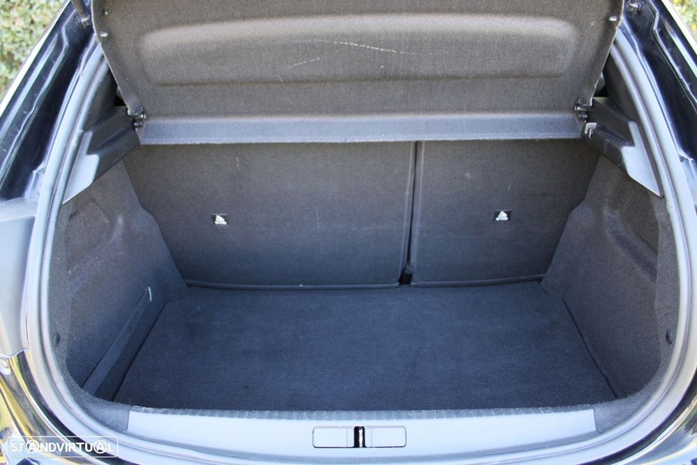 Peugeot 208 1.2 PureTech Active Pack - 8