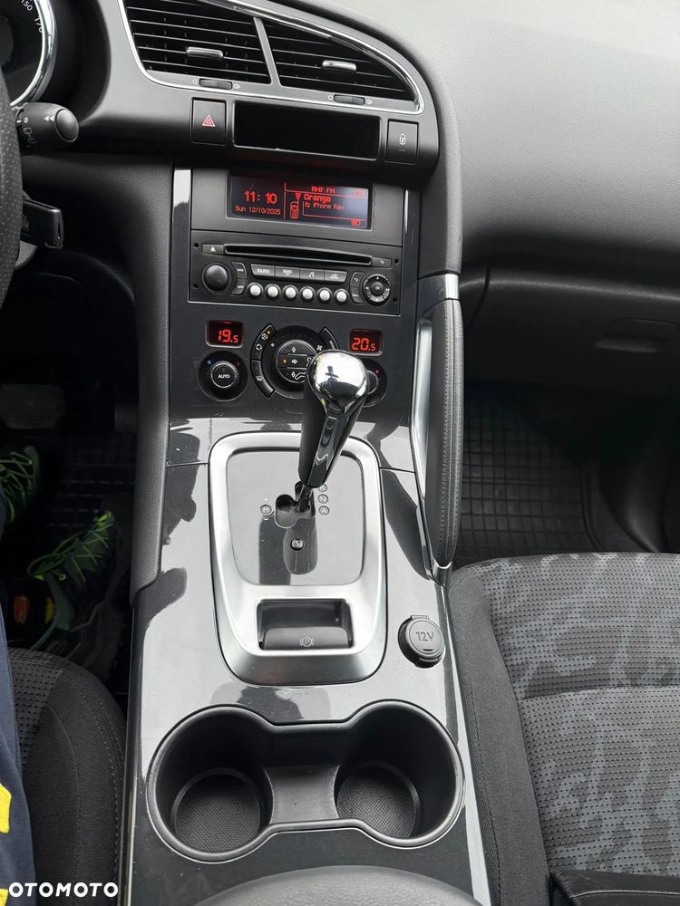 Peugeot 3008 - 13