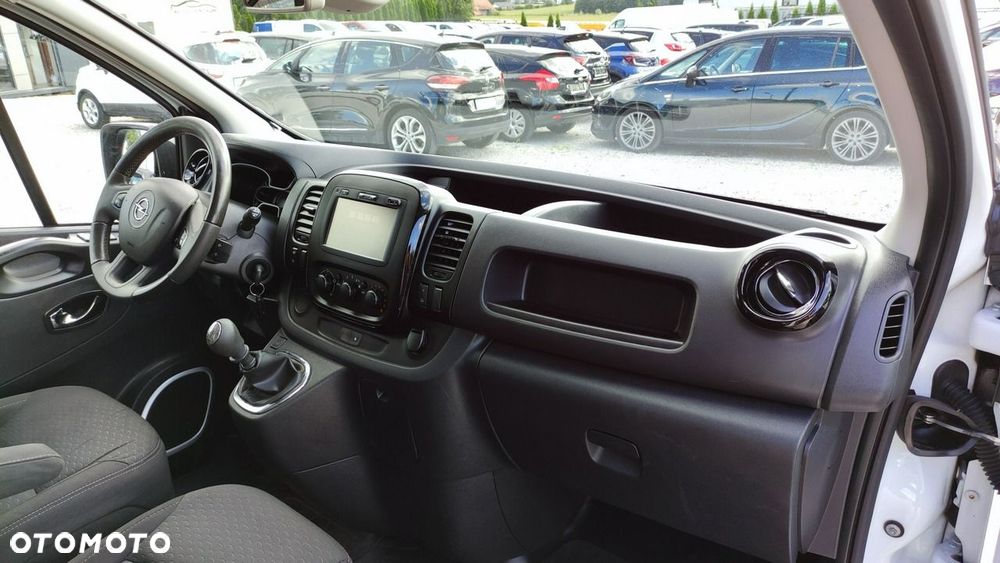 Opel Vivaro - 23