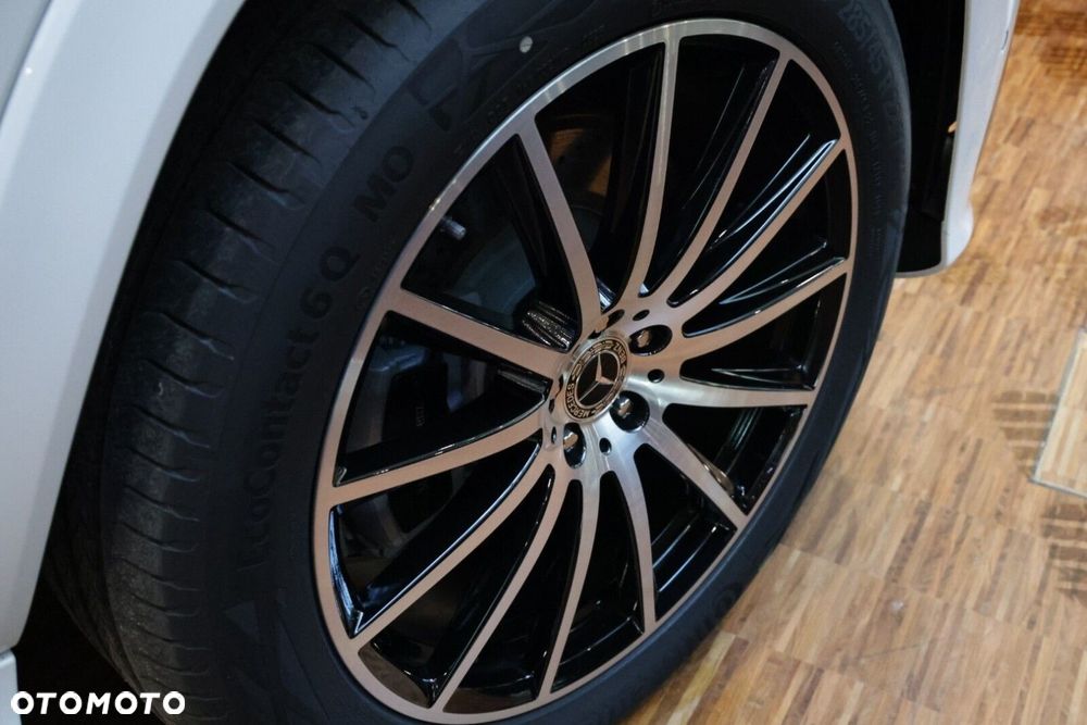 Mercedes-Benz GLS - 8