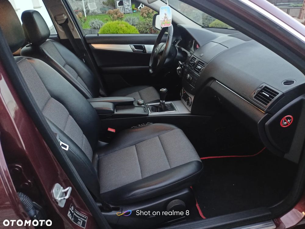 Mercedes-Benz Klasa C 200 T Kompressor Avantgarde - 9