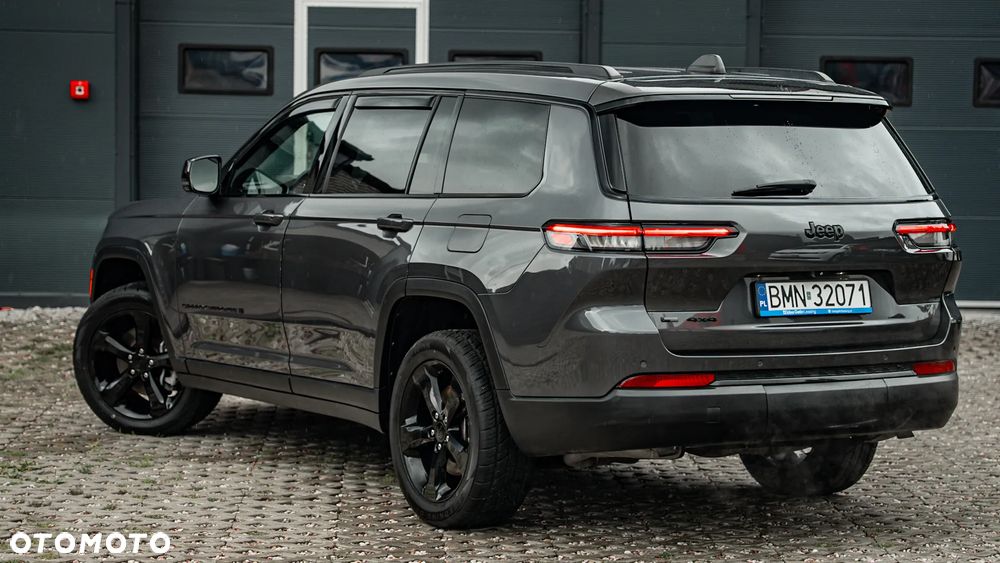 Jeep Grand Cherokee - 9