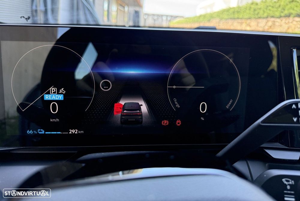 Renault Mégane E-Tech - 33