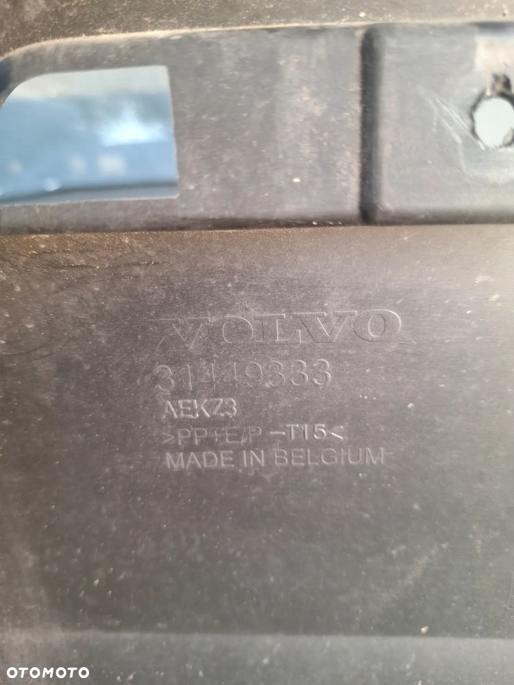 Volvo XC40 zderzak tył tylny 31449333 - 11