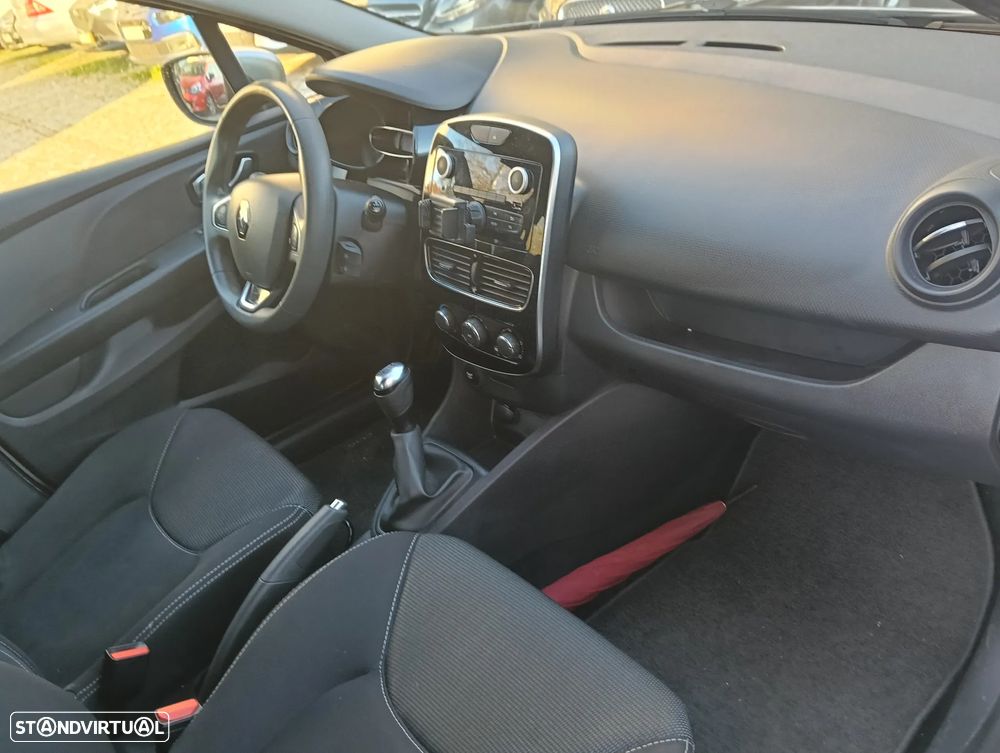 Renault Clio 1.5 dCi Zen - 29