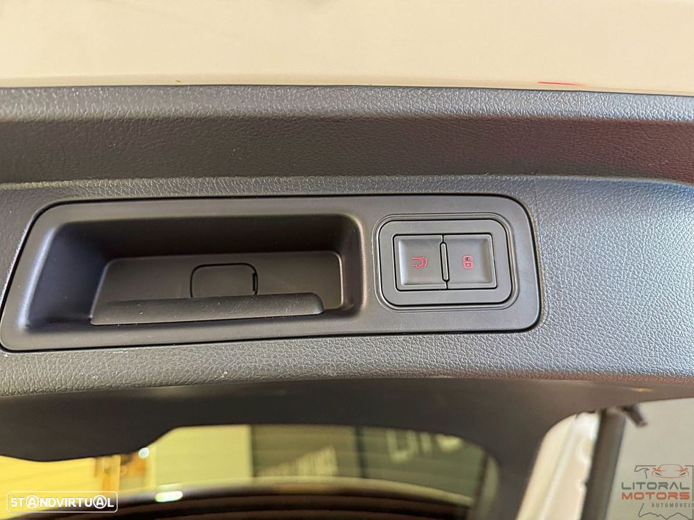BYD Seal U 1.5 DM-i Comfort - 12