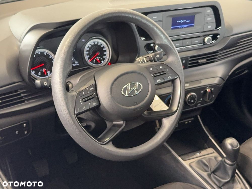 Hyundai i20 - 20